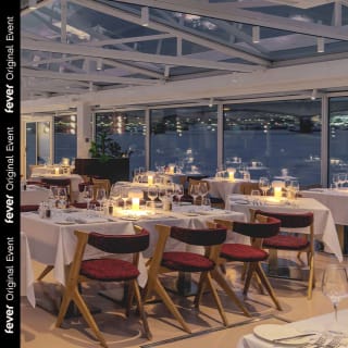 Floating Jazz Club on the Thames 5