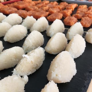Brunch tropical com cerveja e vinho à discrição no Saldanha 5