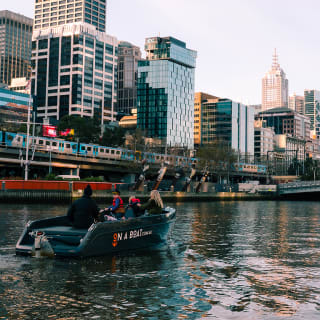 Skipper Yourself Deluxe Boat Rental 4