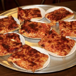 Boston Pizza Tours 4