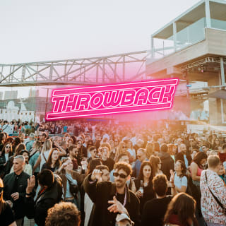 Throwback pres: Back to 90'&80' en Go Beach 3