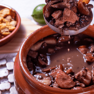 Feijoada Completa no Areia 1