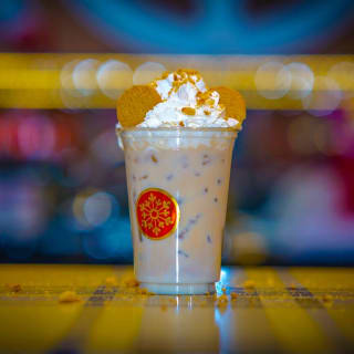 Gumdrop Tavern Holiday Pop Up Bar 6