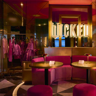 The Outstandiful World of Wicked: Fantabulous Oz Club 1