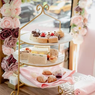 Tea Around Town: Afternoon Tea Bus Tour in NYC 2