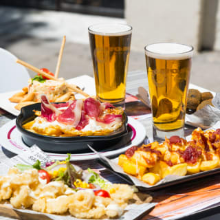Dobles de cerveza y picoteo para 2 en Lizarran 3