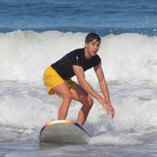 Shared 2 Hour Small Group Surf Lesson in Santa Monica