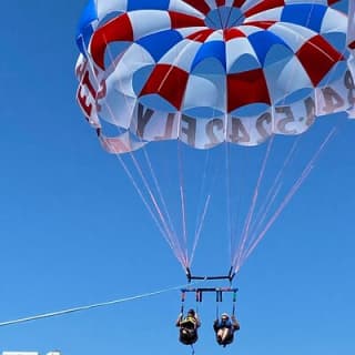 90-Minute Parasailing Adventure Above Anna Maria Island, FL