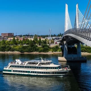  2-hour Champagne Brunch Cruise on Willamette River