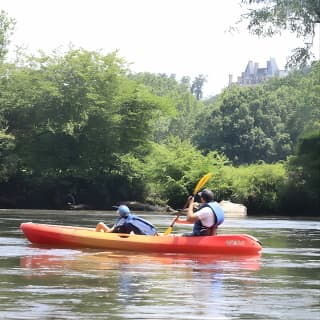 Beautiful Self Guided Kayaking by the Biltmore