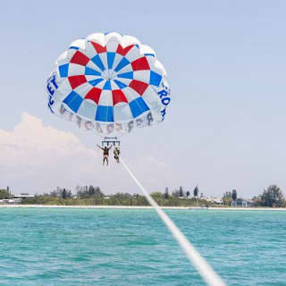 90-Minute Parasailing Adventure Above Anna Maria Island, FL