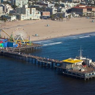 Experience Helicopter Attractions of Los Angeles