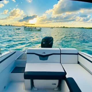 Fantastic Adventure on Miami waters - sandbars, sightseeing and +