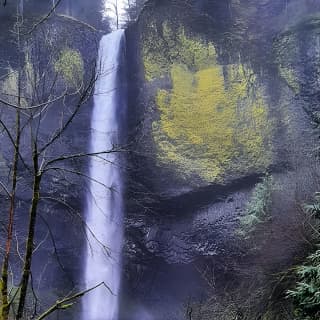 Waterfalls and Wonder Tour: Visit breathtaking sights!
