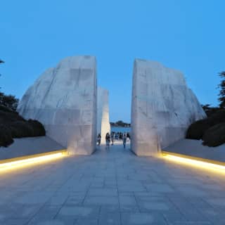 Washington, D.C. at Dusk: Guided Bus Tour