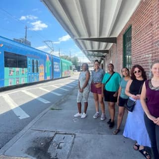 2 Hour Historic Market Food Tour and Hands-On Biscuit Class