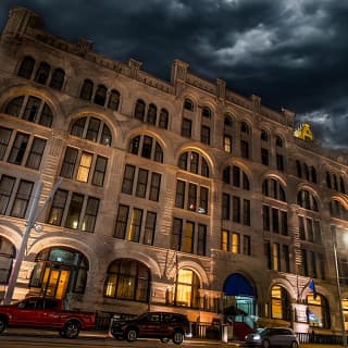 Brew City Ghosts: Macabre Milwaukee By US Ghost Adventures