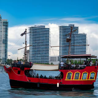 Pirates Adventures Sightseeing Tour from Miami