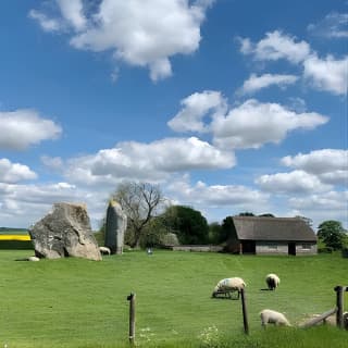 From London: Stonehenge & the Stone Circles of Avebury