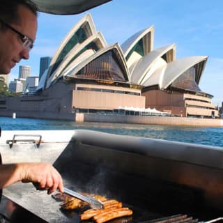 Sydney Whale-Watching Cruise Including Lunch or Breakfast