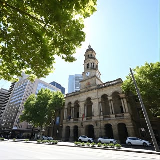 Guided Walking Tour in Adelaide