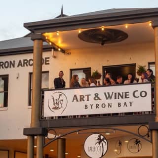Adults Art and Wine Class in Byron Bay