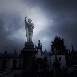 Cemetery and Ghost BYOB Bus Tour in New Orleans