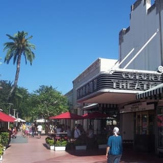 Miami Beach: Transcending Mall