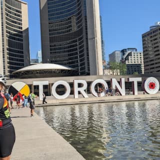 Heart of Downtown Toronto Bike Tour