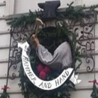 1 Hour Christmastide Walking Tour in Virginia Past and Present 