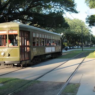 Historic Garden District Walking Tour