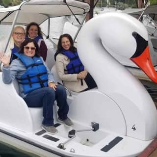 Los Angeles: Swan Boats Rental