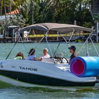 Fun Boat Rental with Captain in Miami Beach - up to 6 people