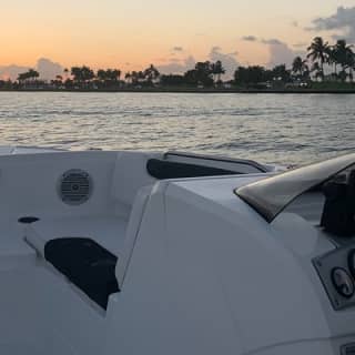 Fun Boat Rental with Captain in Miami Beach - up to 6 people