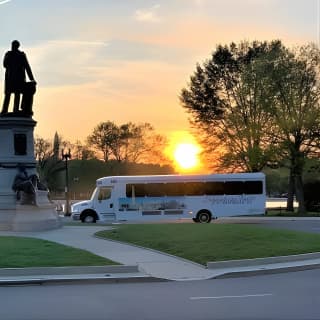 Night City Tour with Optional Air & Space or Washington Monument