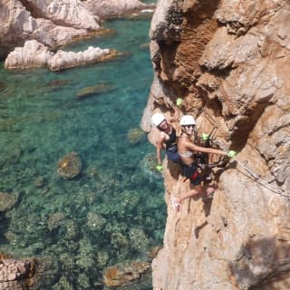 Vía Ferrata en Cala del Molí con reportaje fotográfico