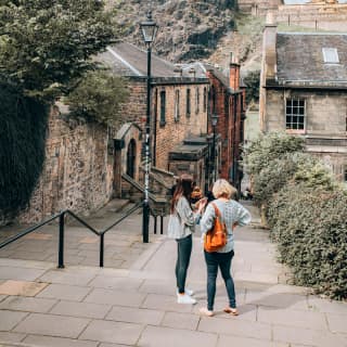 Edinburgh Exploration Game - Mystery Walk with Pub & Coffee Stops