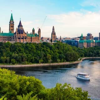 Ottawa Night Tour + Parliament Hill Light Show