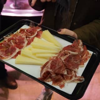 ﻿Gastronomic tour of the Mercat del Ninot of Barcelona