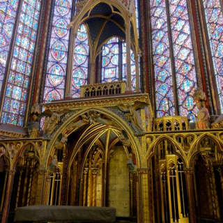 ﻿Priority tickets for the Sainte Chapelle and the Conciergerie