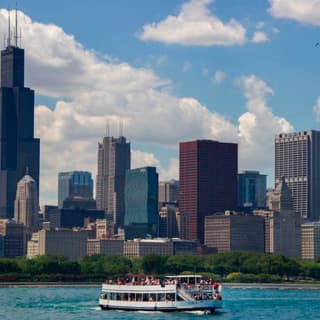 Chicago Lake and River Architecture Tour