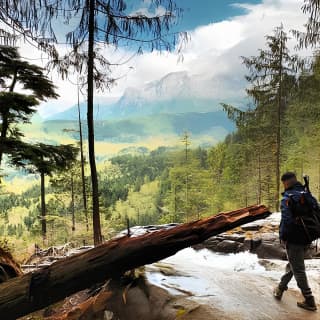 Hike the Gorgeous Trails in Washington