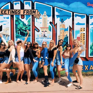 Austin Murals & Mimosas Roofless Party Bus Tour and Photoshoot