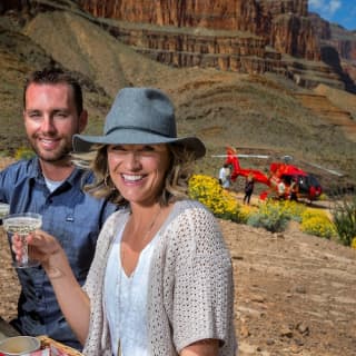 Grand Canyon: Helicopter Tour with Canyon Floor Landing + Champagne