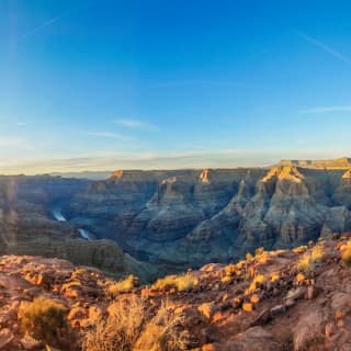 Grand Canyon: Helicopter Tour with Canyon Floor Landing + Champagne