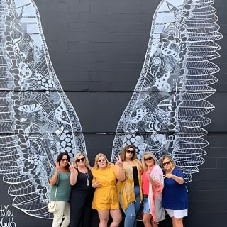 Murals & Mimosas Sightseeing Tour in Nashville