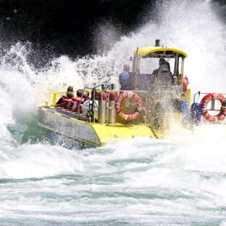 Whirlpool Jet Boat Tour of Niagara Falls