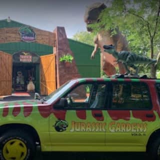 Jurassic Gardens:  the ultimate dinosaur adventure