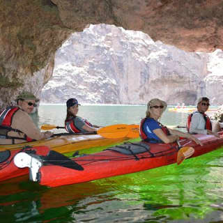 Kayak Hoover Dam with Hot Springs in Las Vegas