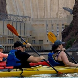 Kayak Hoover Dam with Hot Springs in Las Vegas